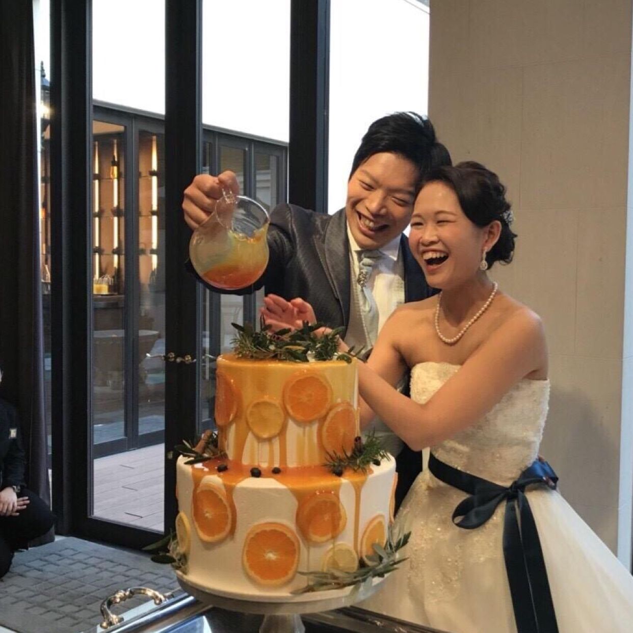 披露宴パーティのカバー写真