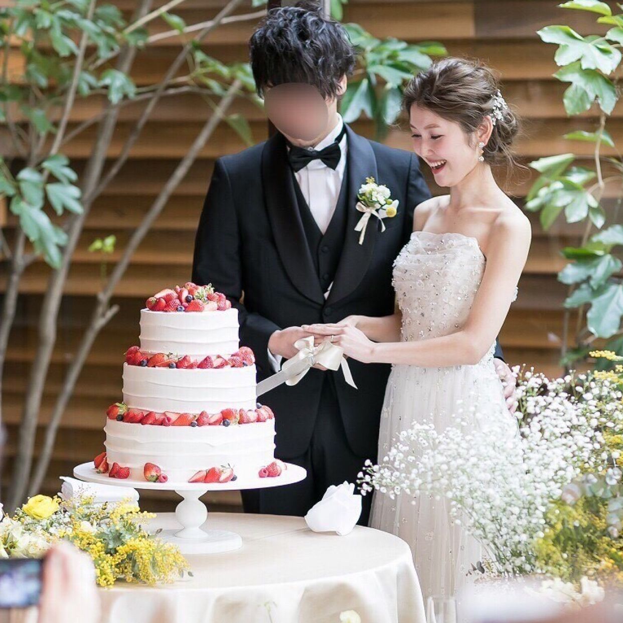 披露宴パーティのカバー写真