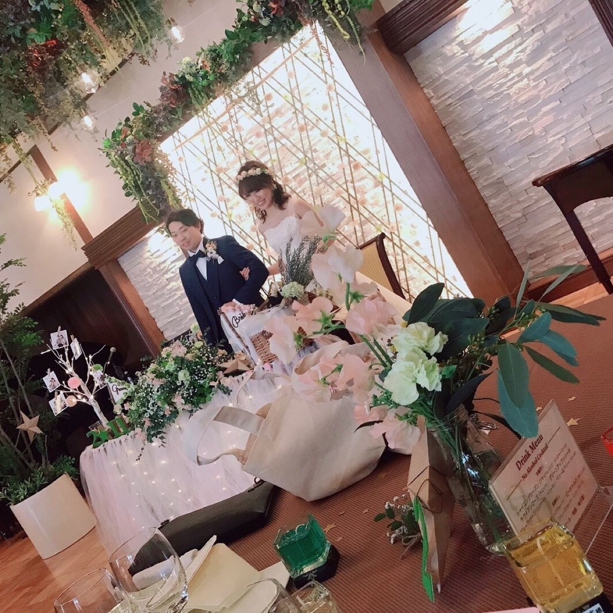 披露宴パーティのカバー写真