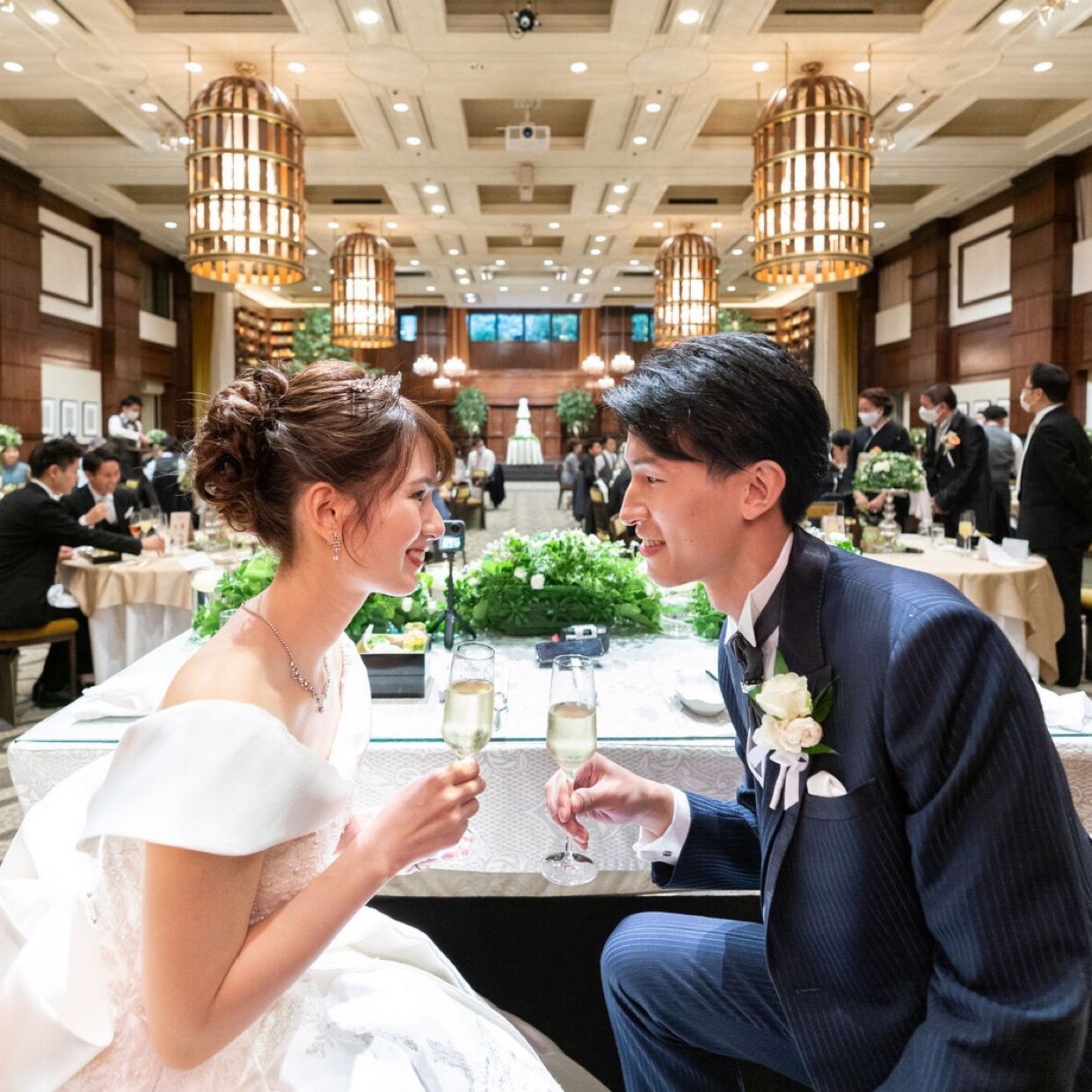 披露宴パーティのカバー写真