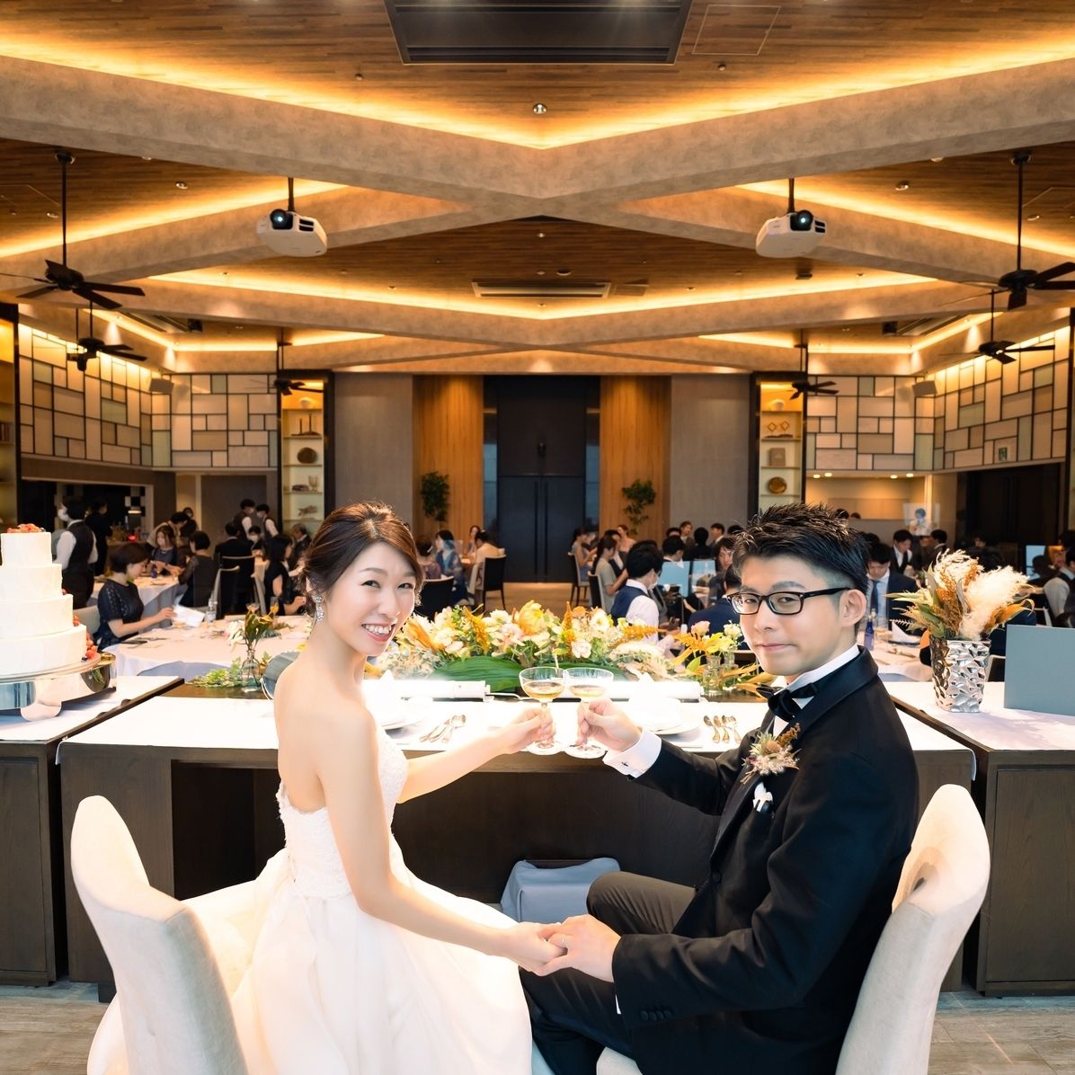 披露宴パーティのカバー写真