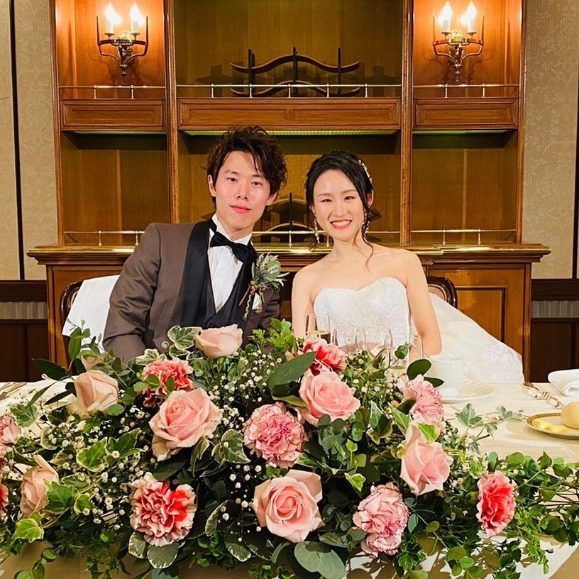 披露宴パーティのカバー写真