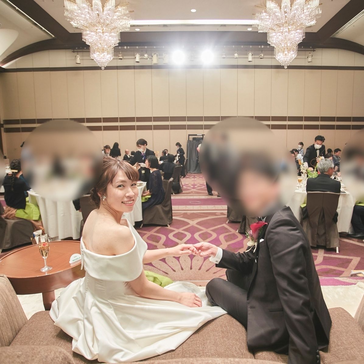 披露宴パーティのカバー写真