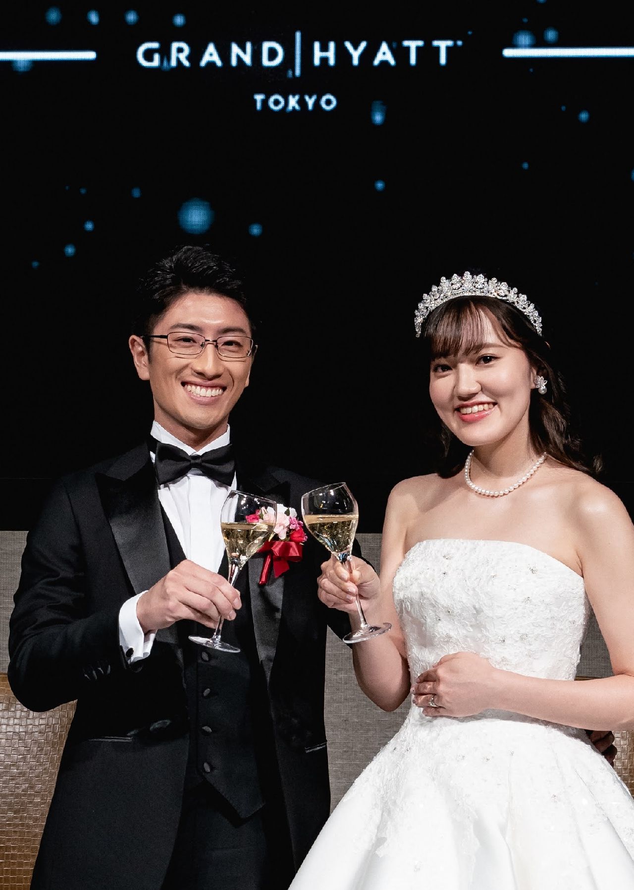 披露宴パーティのカバー写真