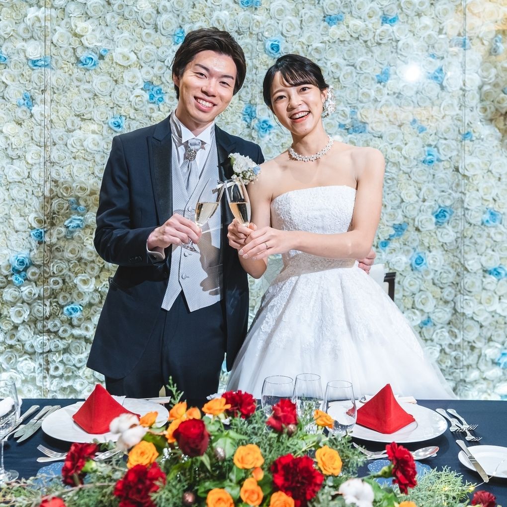 披露宴パーティのカバー写真