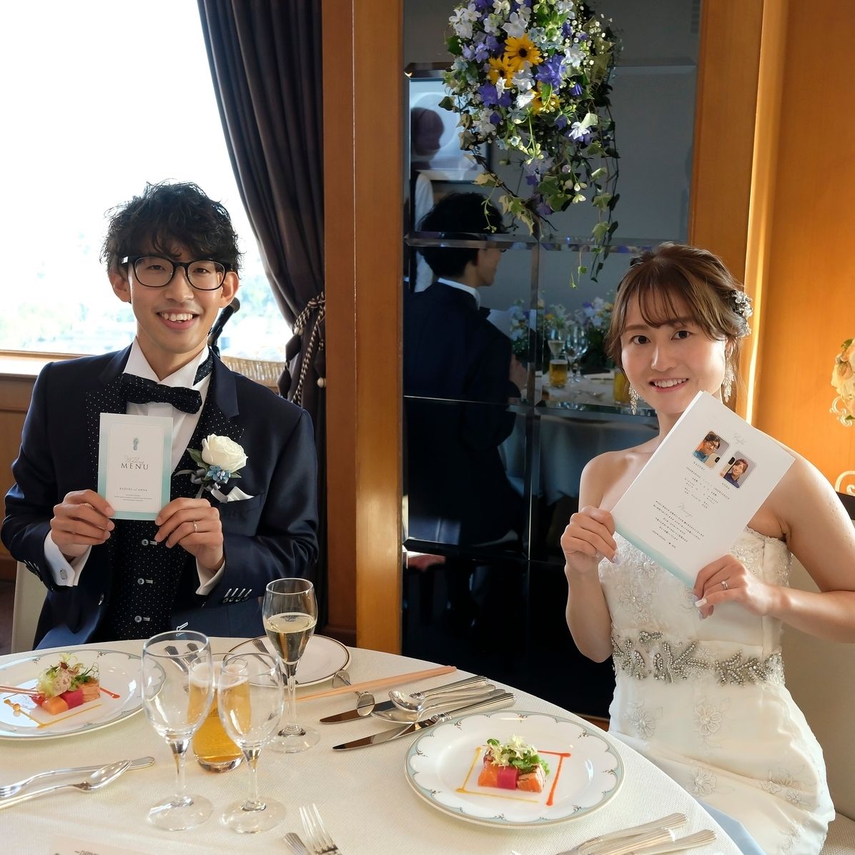 披露宴パーティのカバー写真