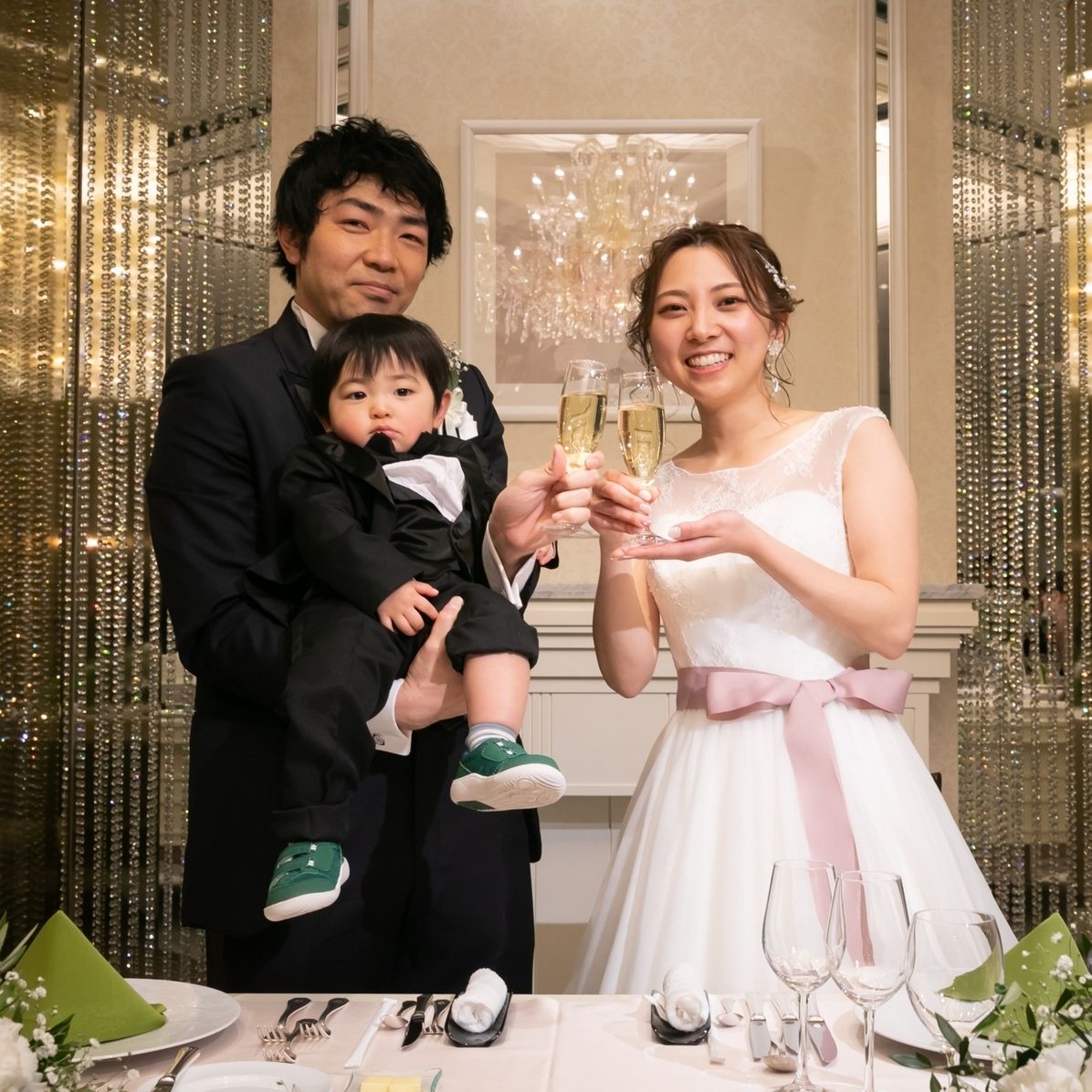 披露宴パーティのカバー写真