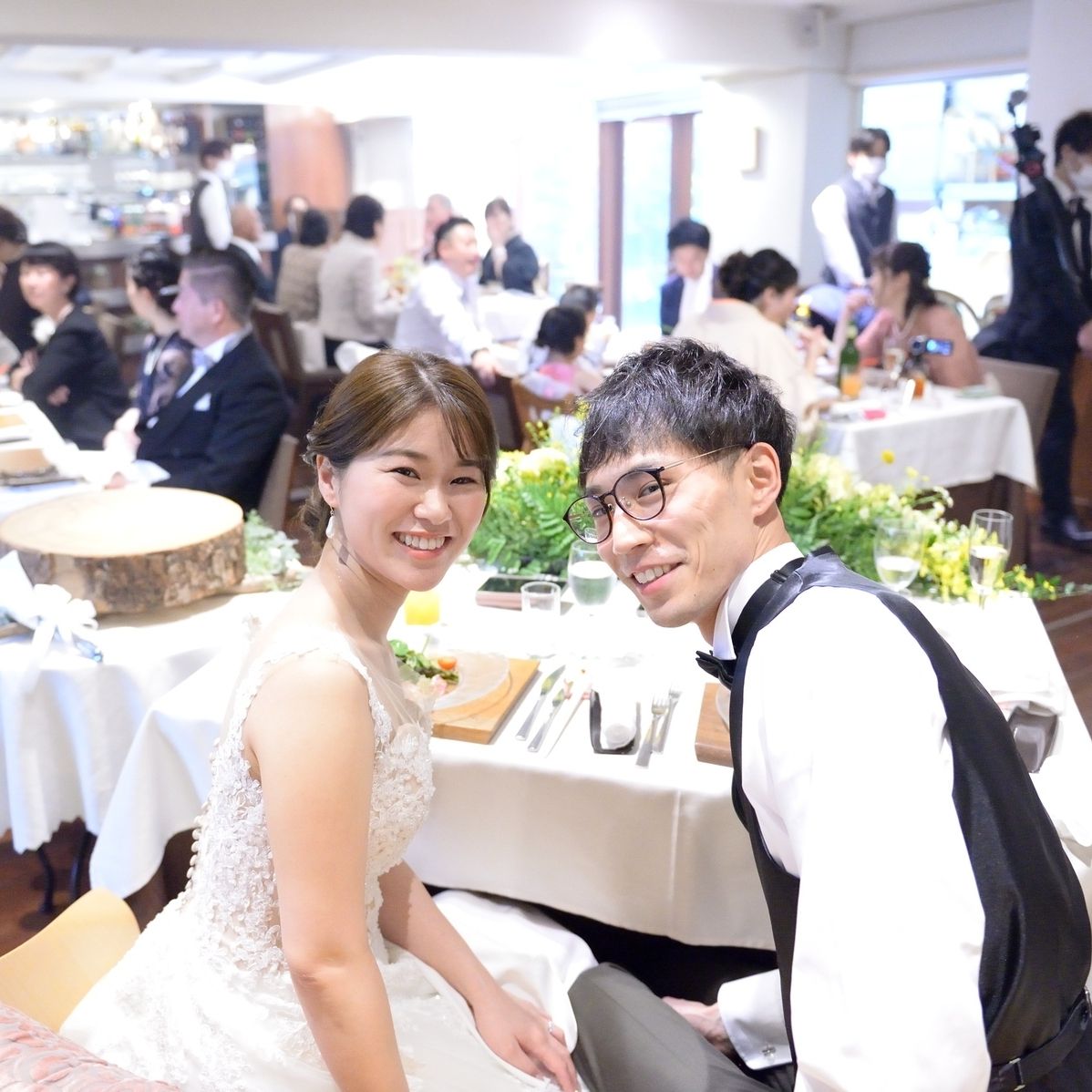 披露宴パーティのカバー写真