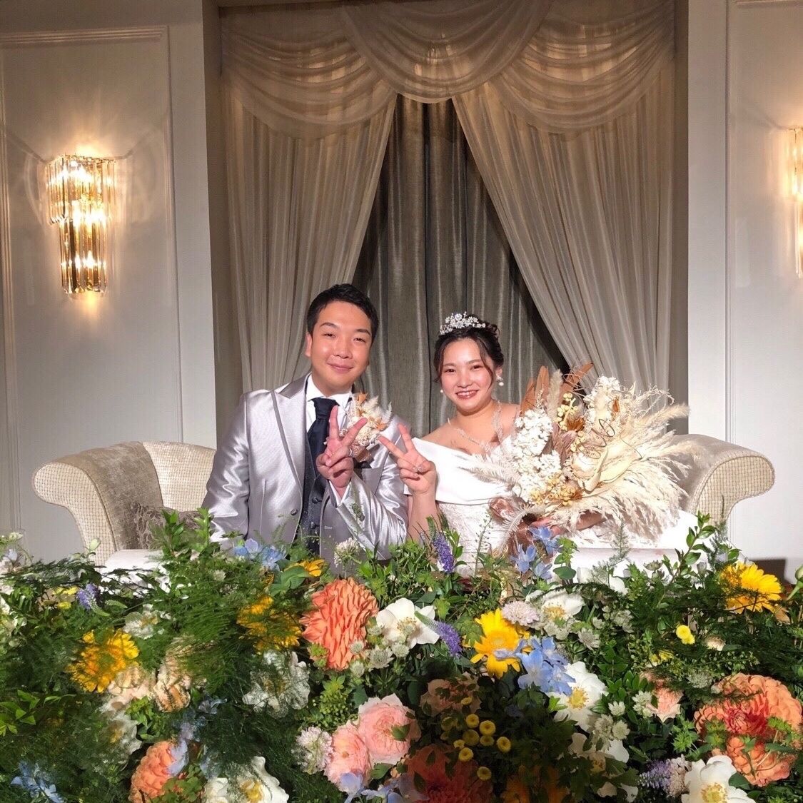 披露宴パーティのカバー写真