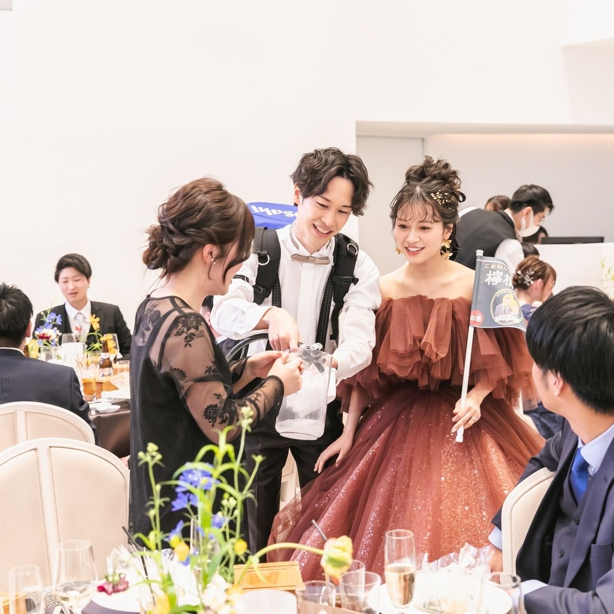 披露宴パーティのカバー写真