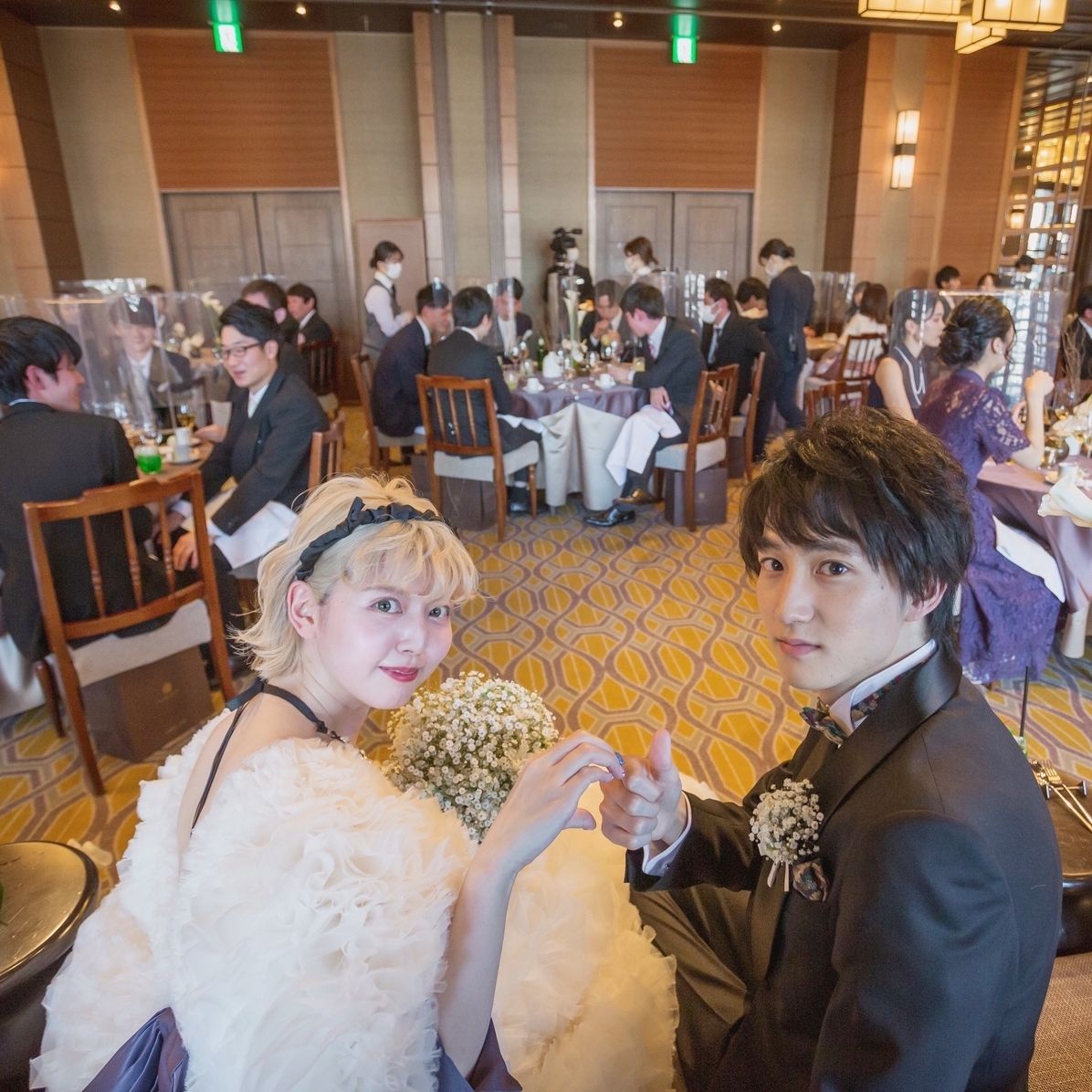 披露宴パーティのカバー写真