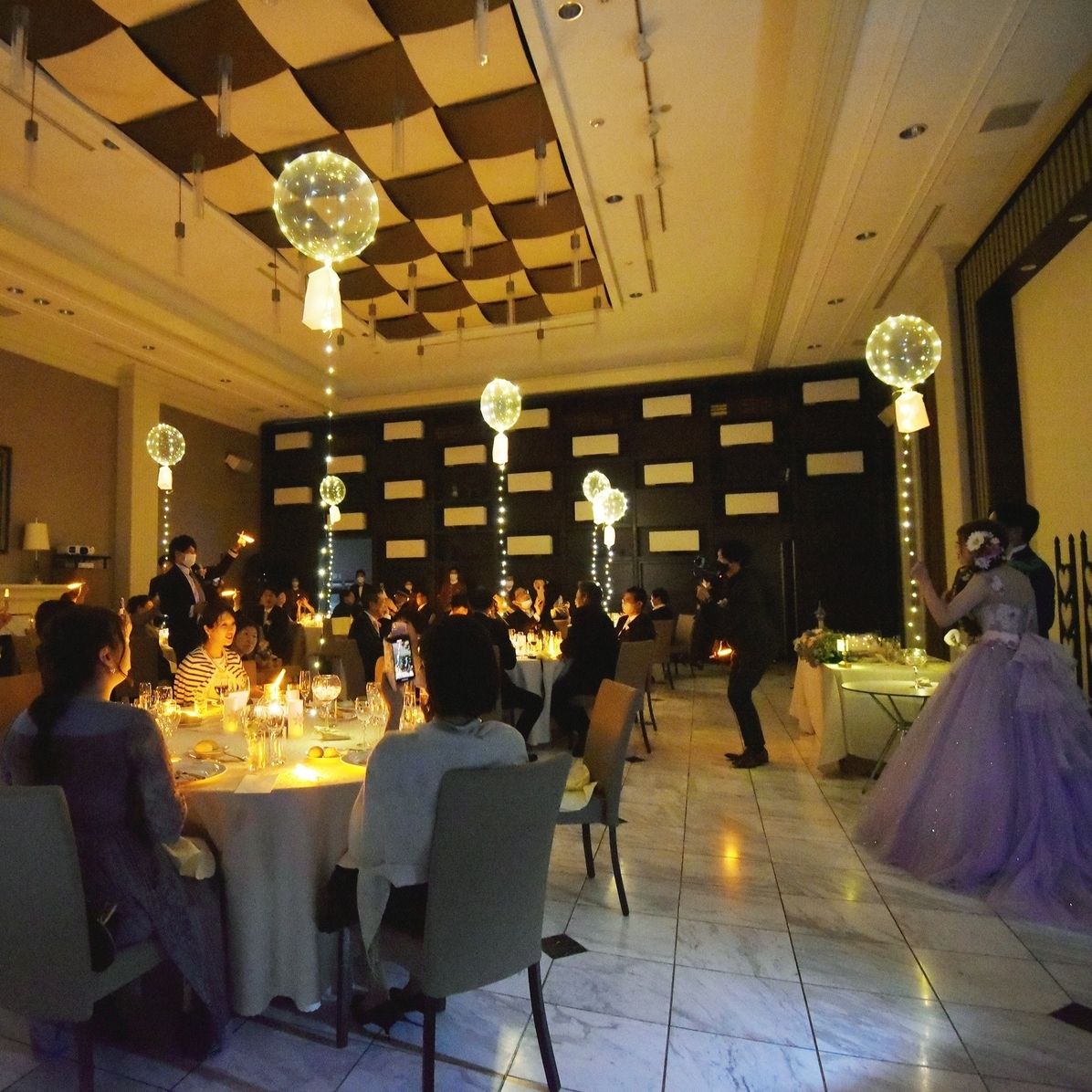 披露宴パーティのカバー写真