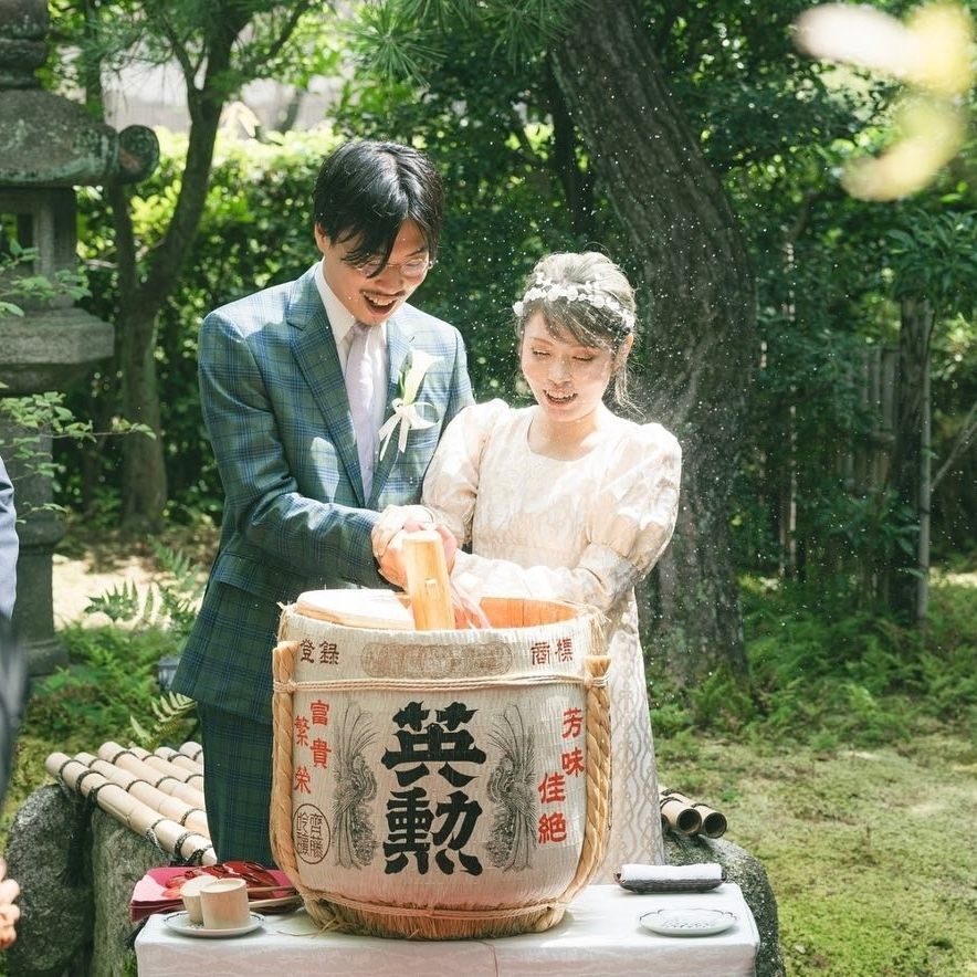 披露宴パーティのカバー写真