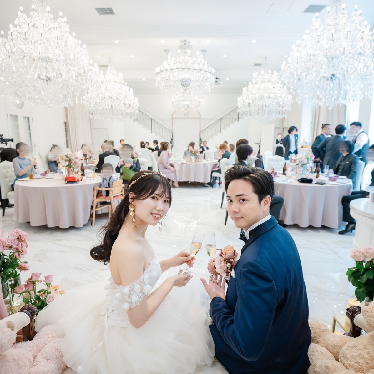 披露宴パーティのカバー写真