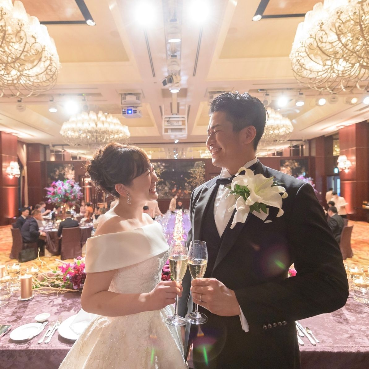 披露宴パーティのカバー写真