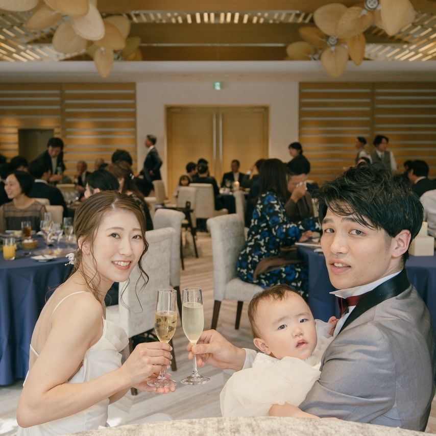 披露宴パーティのカバー写真