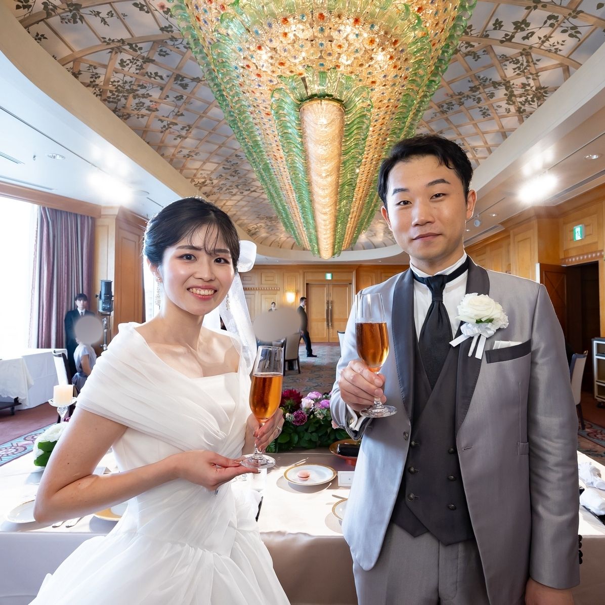 披露宴パーティのカバー写真