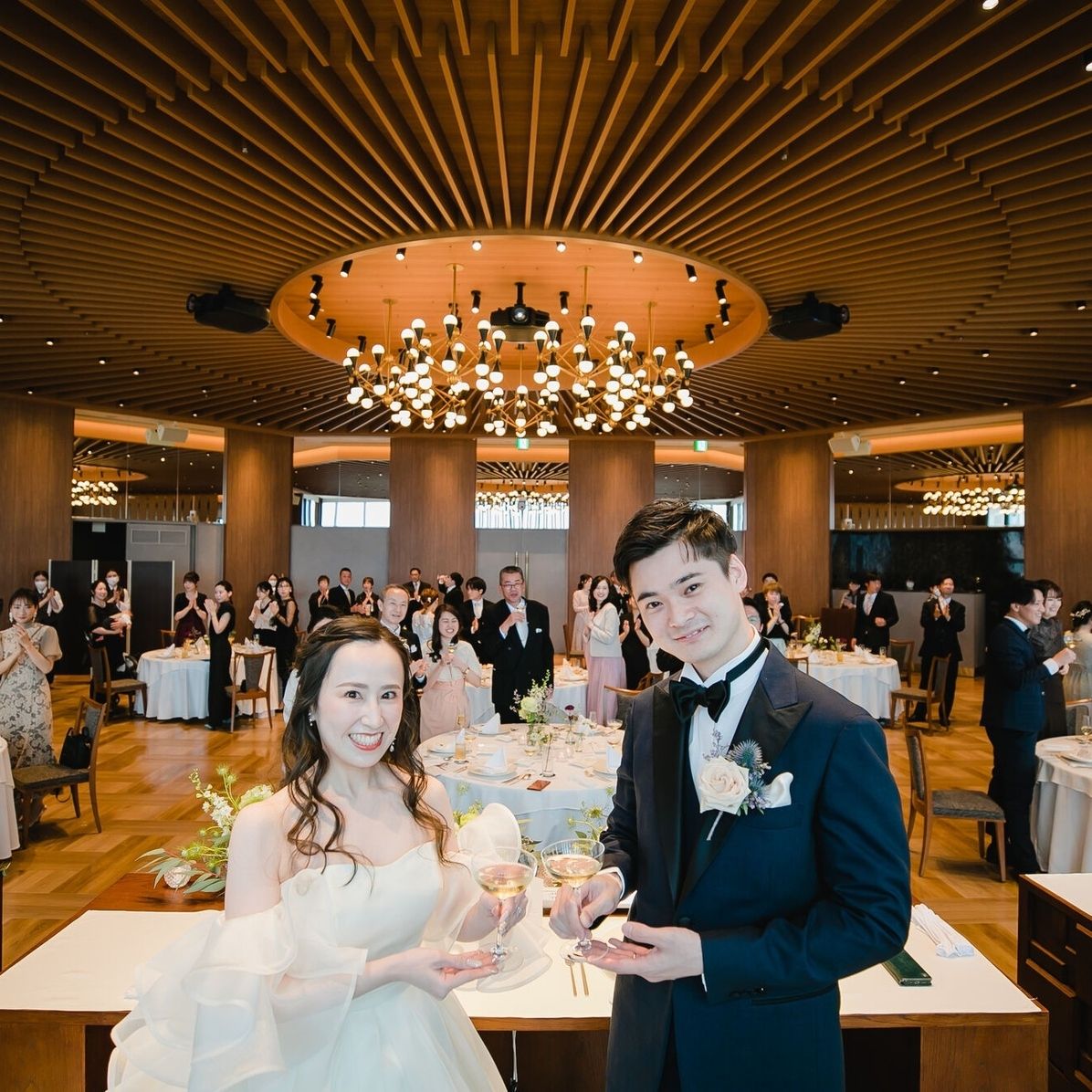 披露宴パーティのカバー写真