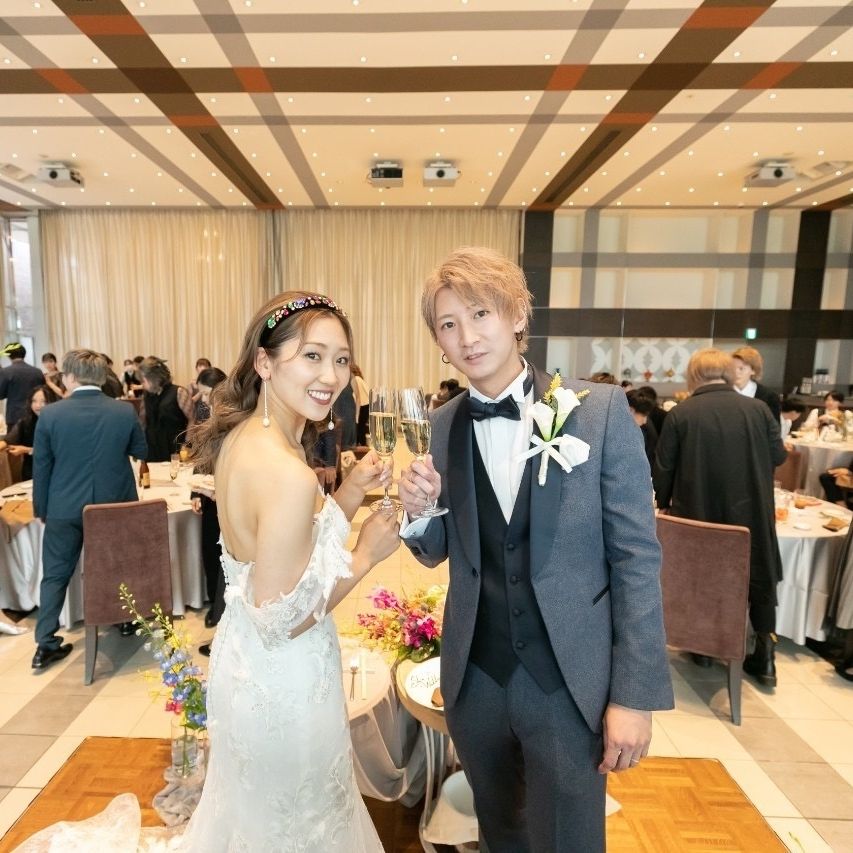 披露宴パーティのカバー写真