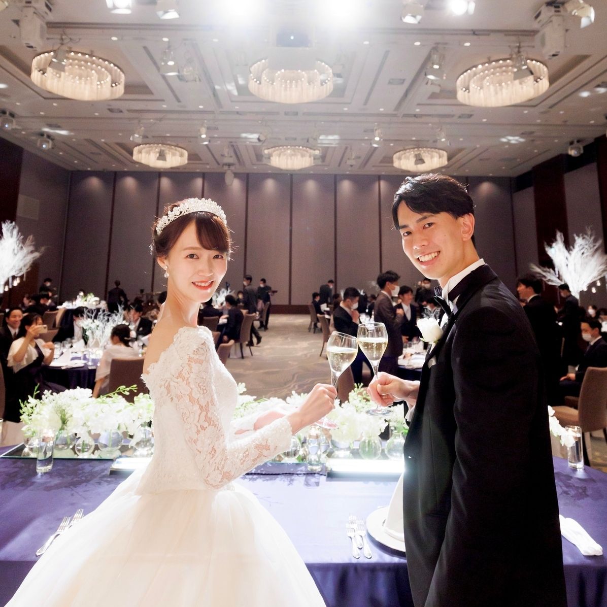 披露宴パーティのカバー写真