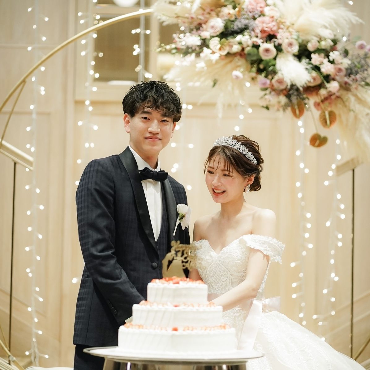 披露宴パーティのカバー写真