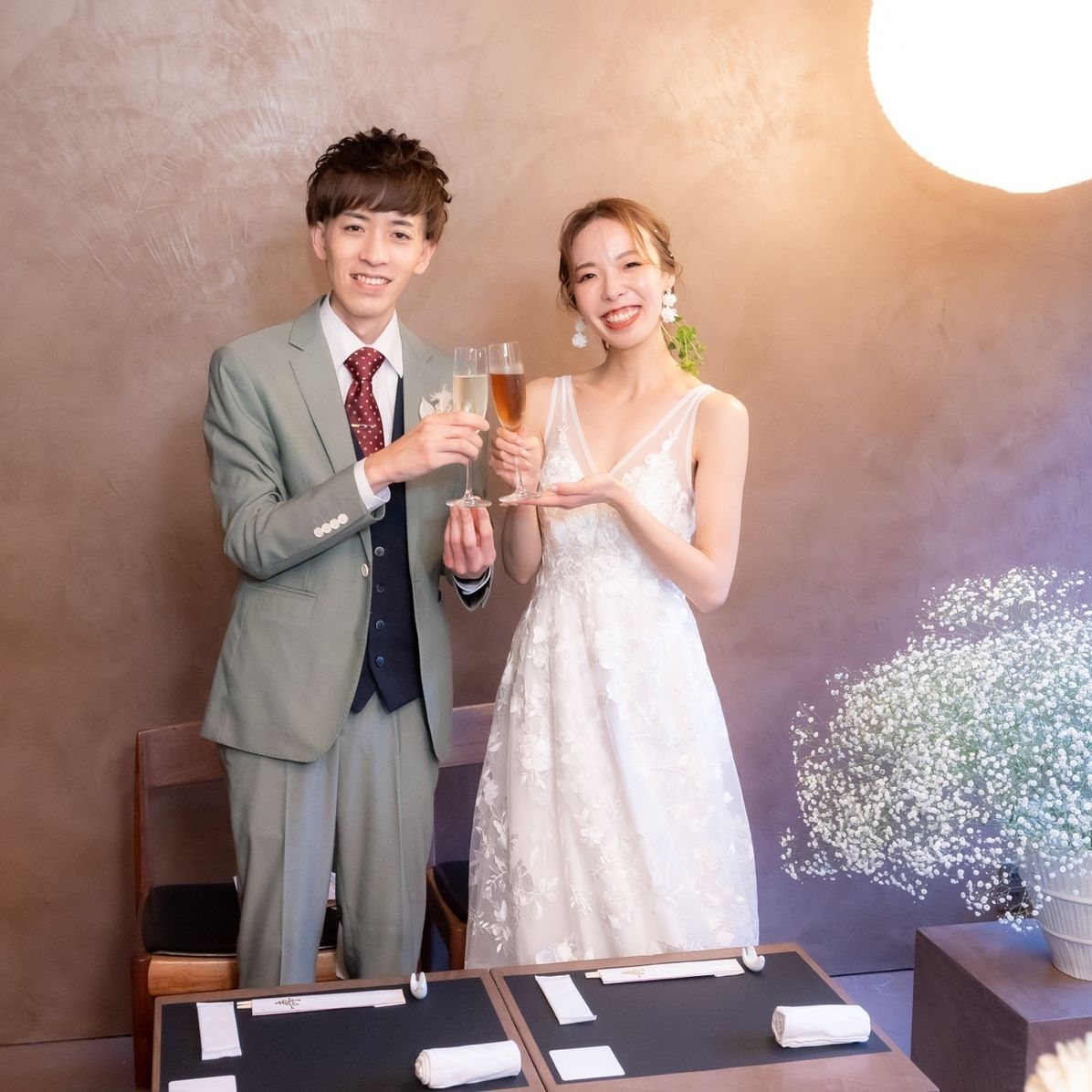 披露宴パーティのカバー写真