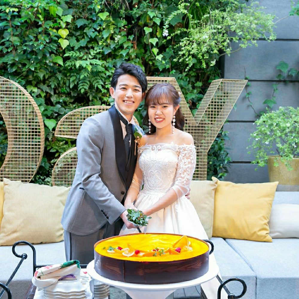 披露宴パーティのカバー写真