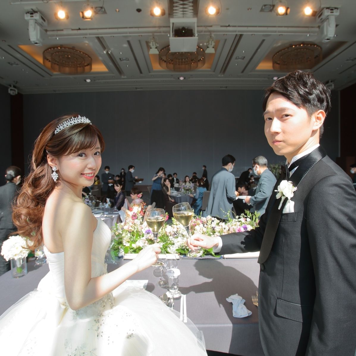 披露宴パーティのカバー写真