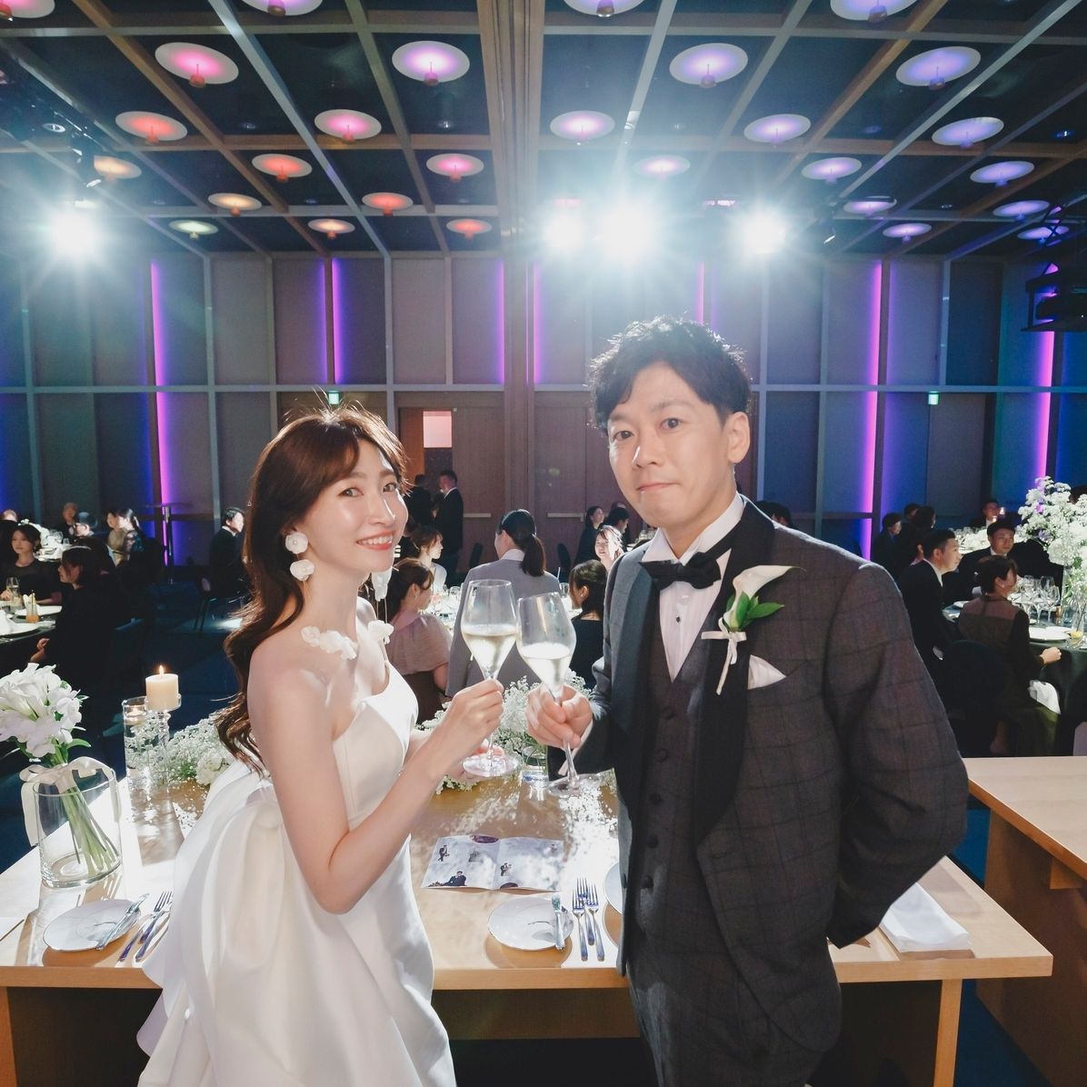 披露宴パーティのカバー写真