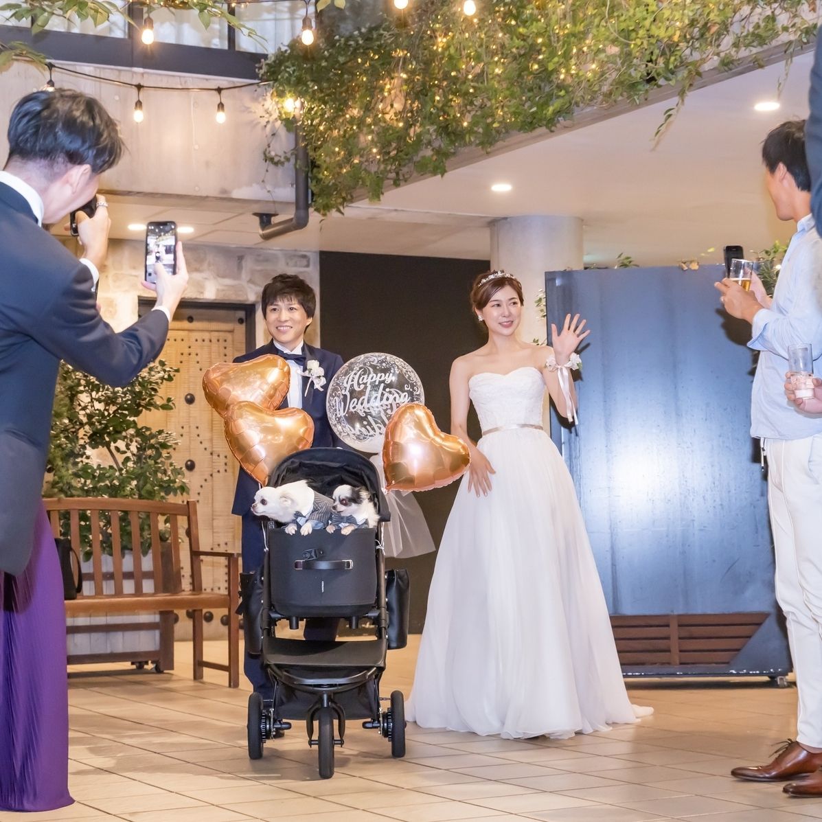 披露宴パーティのカバー写真