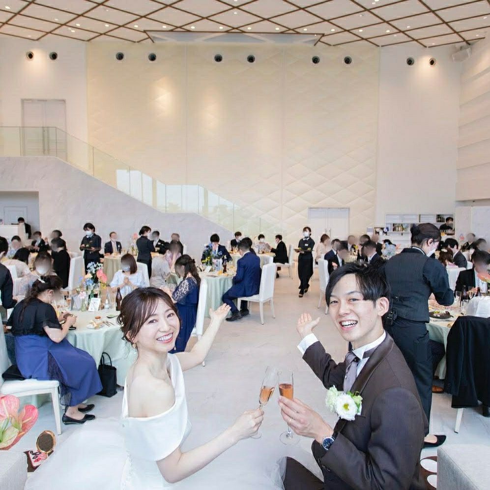 披露宴パーティのカバー写真