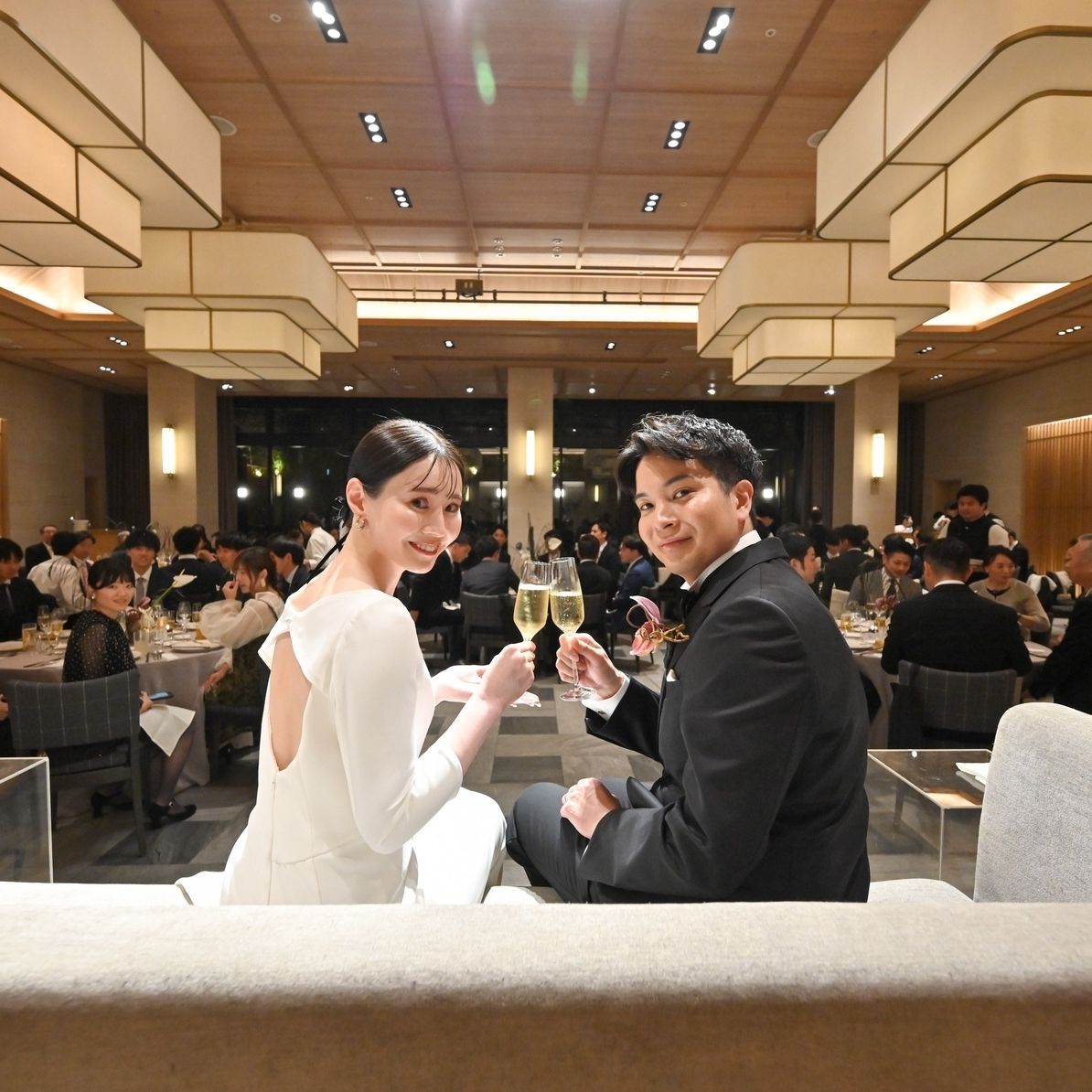 披露宴パーティのカバー写真