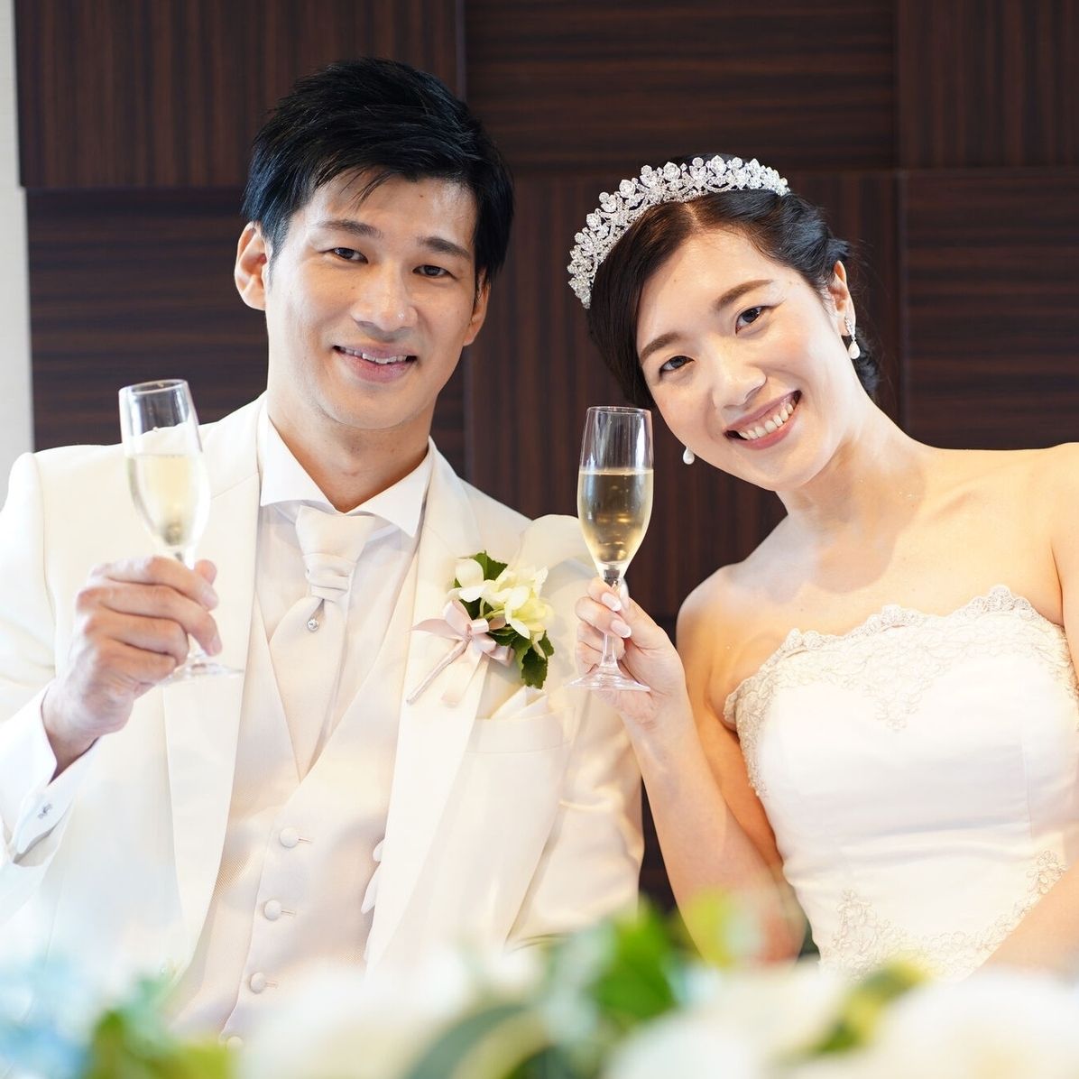 披露宴パーティのカバー写真