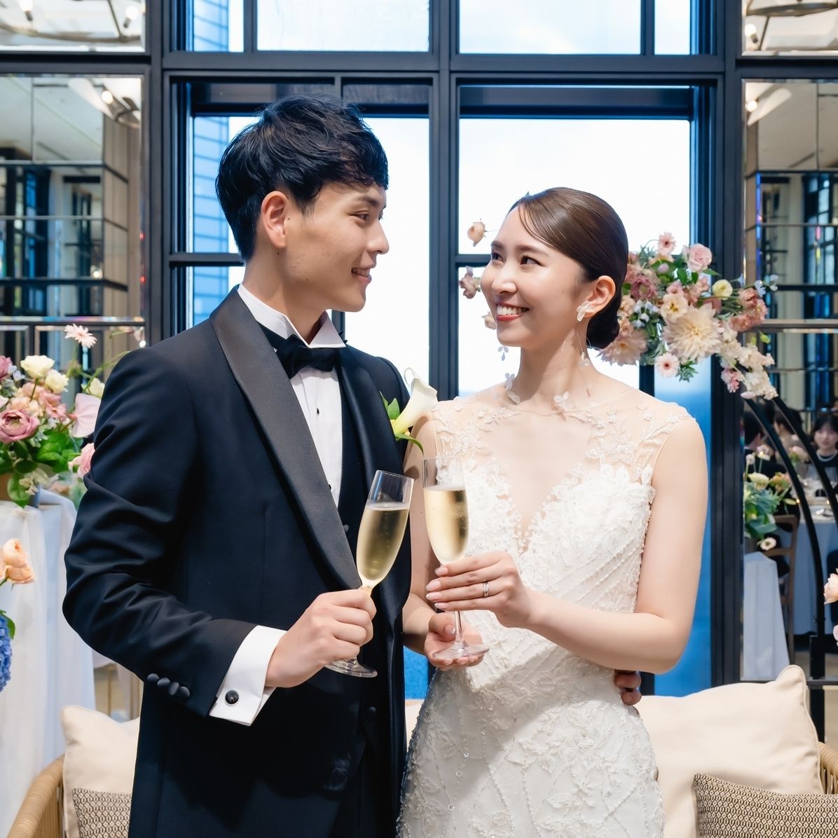 披露宴パーティのカバー写真