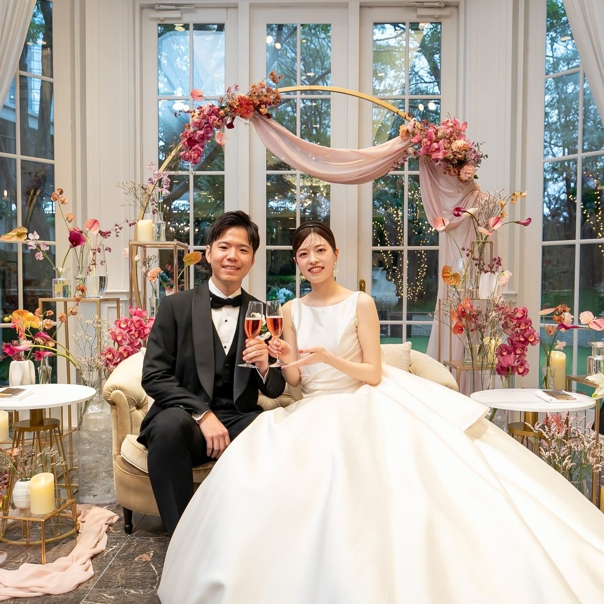 披露宴パーティのカバー写真