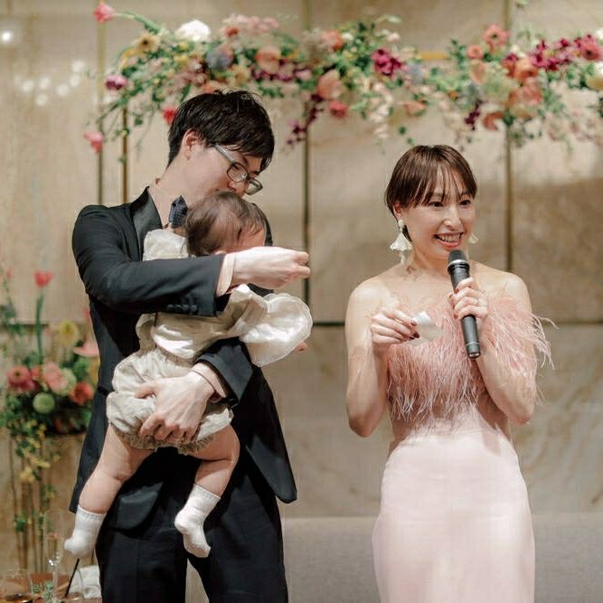 披露宴パーティのカバー写真