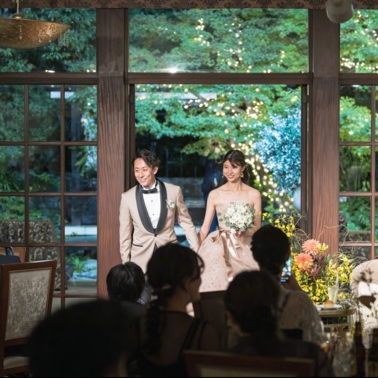 披露宴パーティのカバー写真