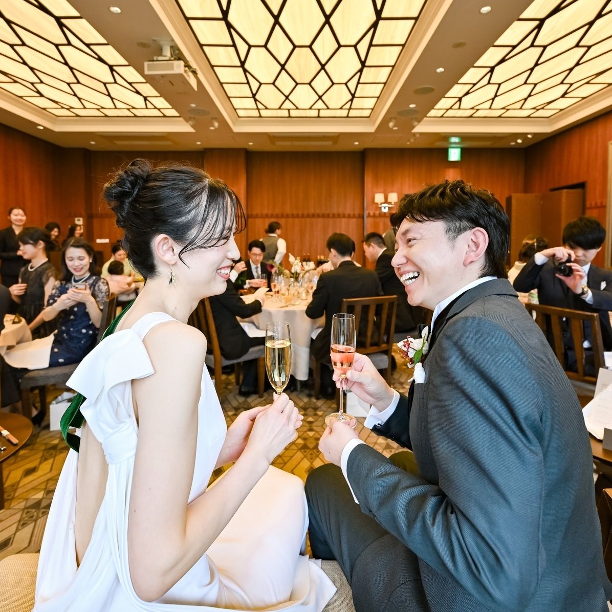 披露宴パーティのカバー写真