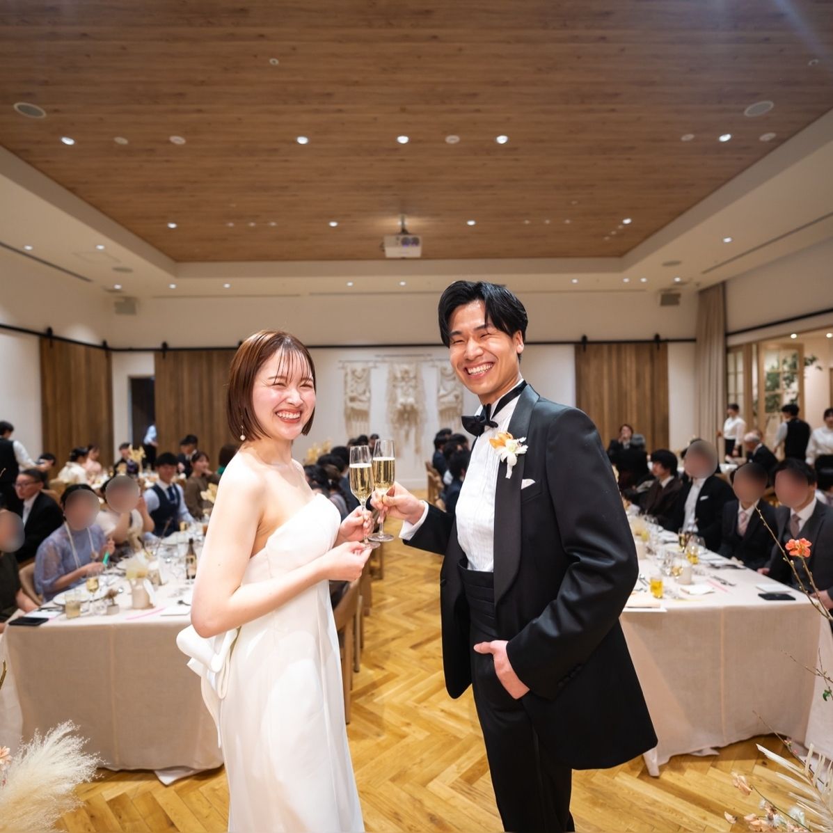 披露宴パーティのカバー写真