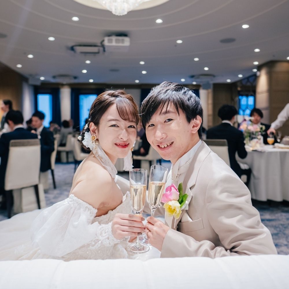 披露宴パーティのカバー写真