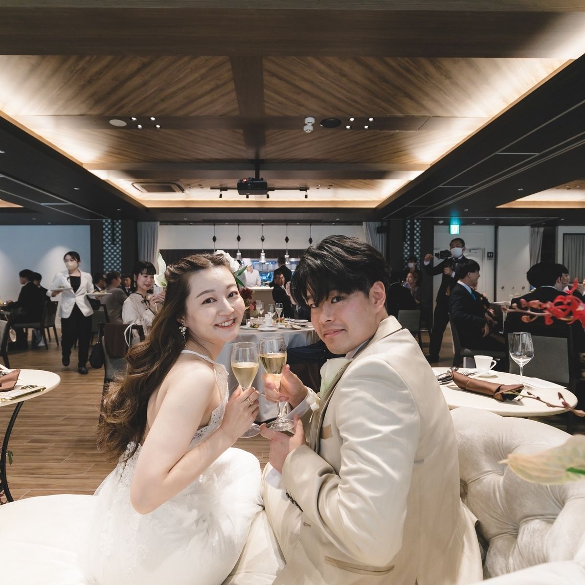 披露宴パーティのカバー写真