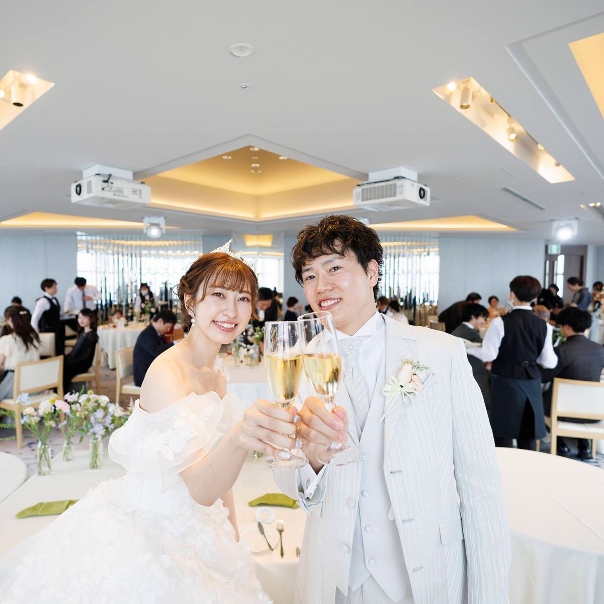 披露宴パーティのカバー写真