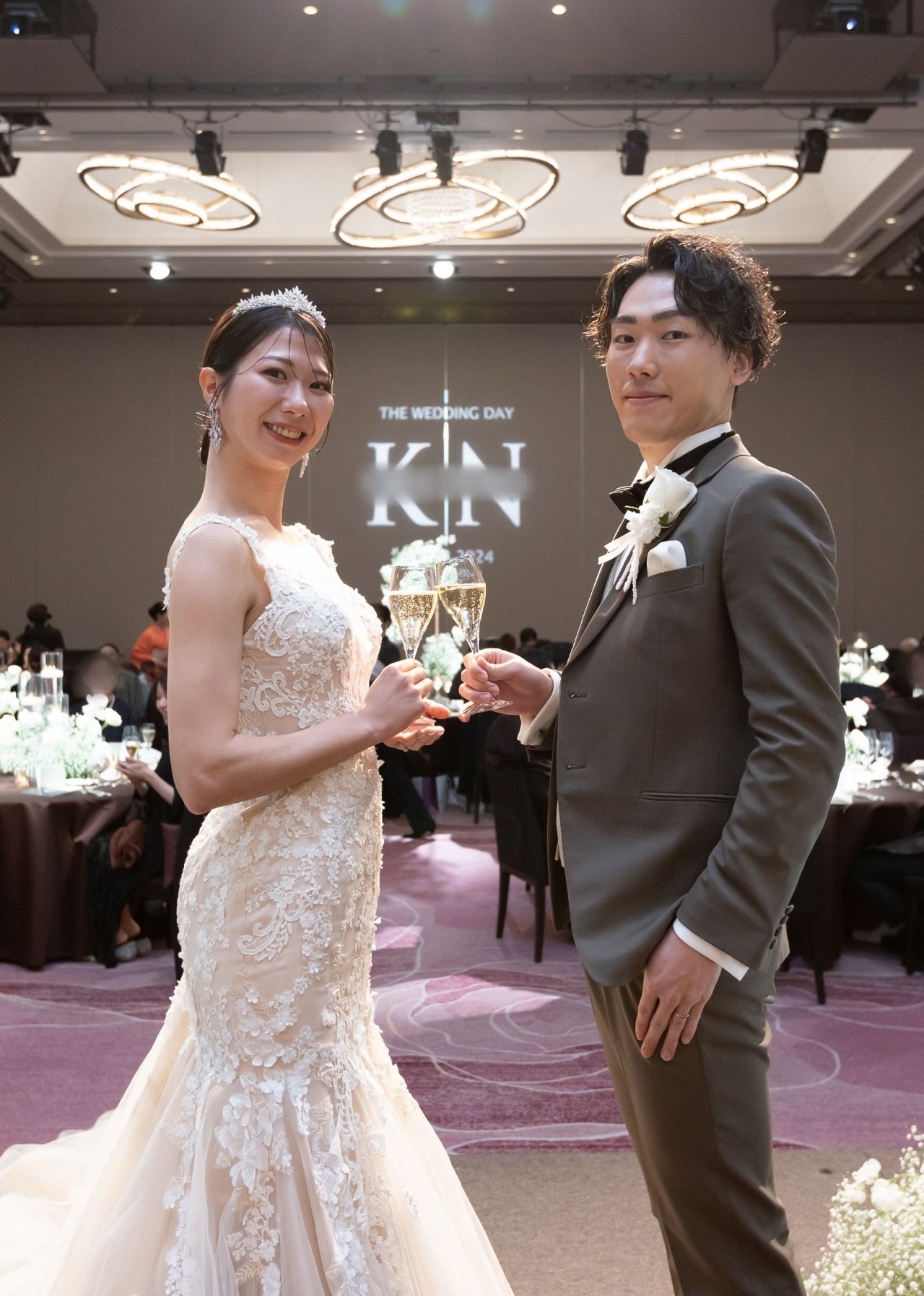 披露宴パーティのカバー写真