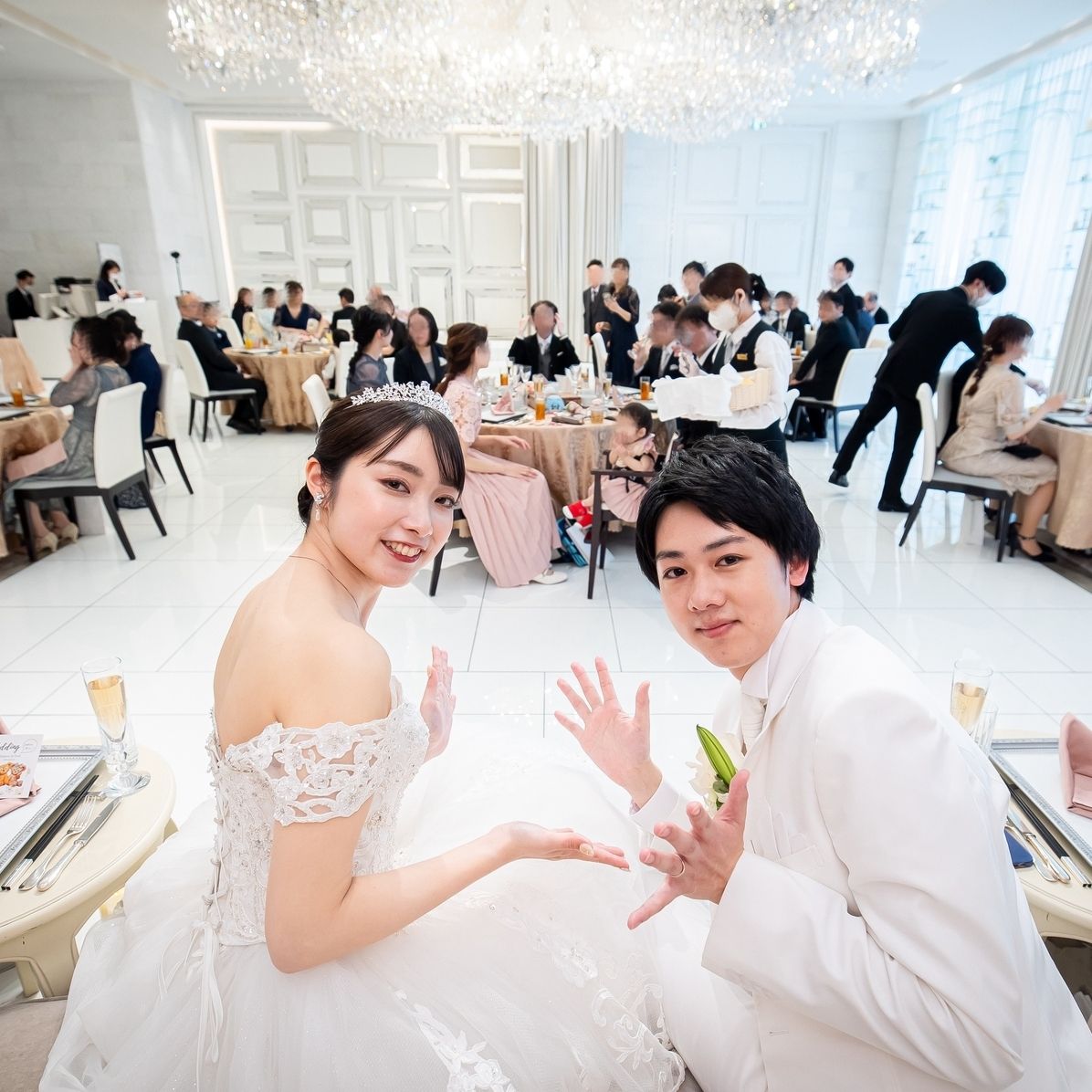 披露宴パーティのカバー写真