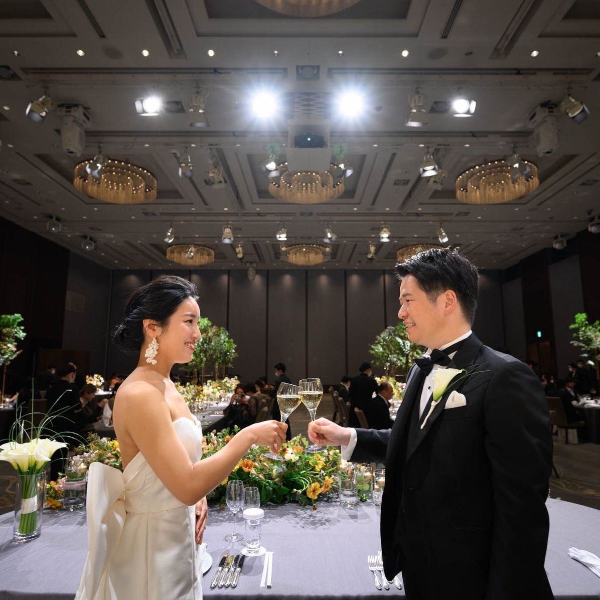 披露宴パーティのカバー写真