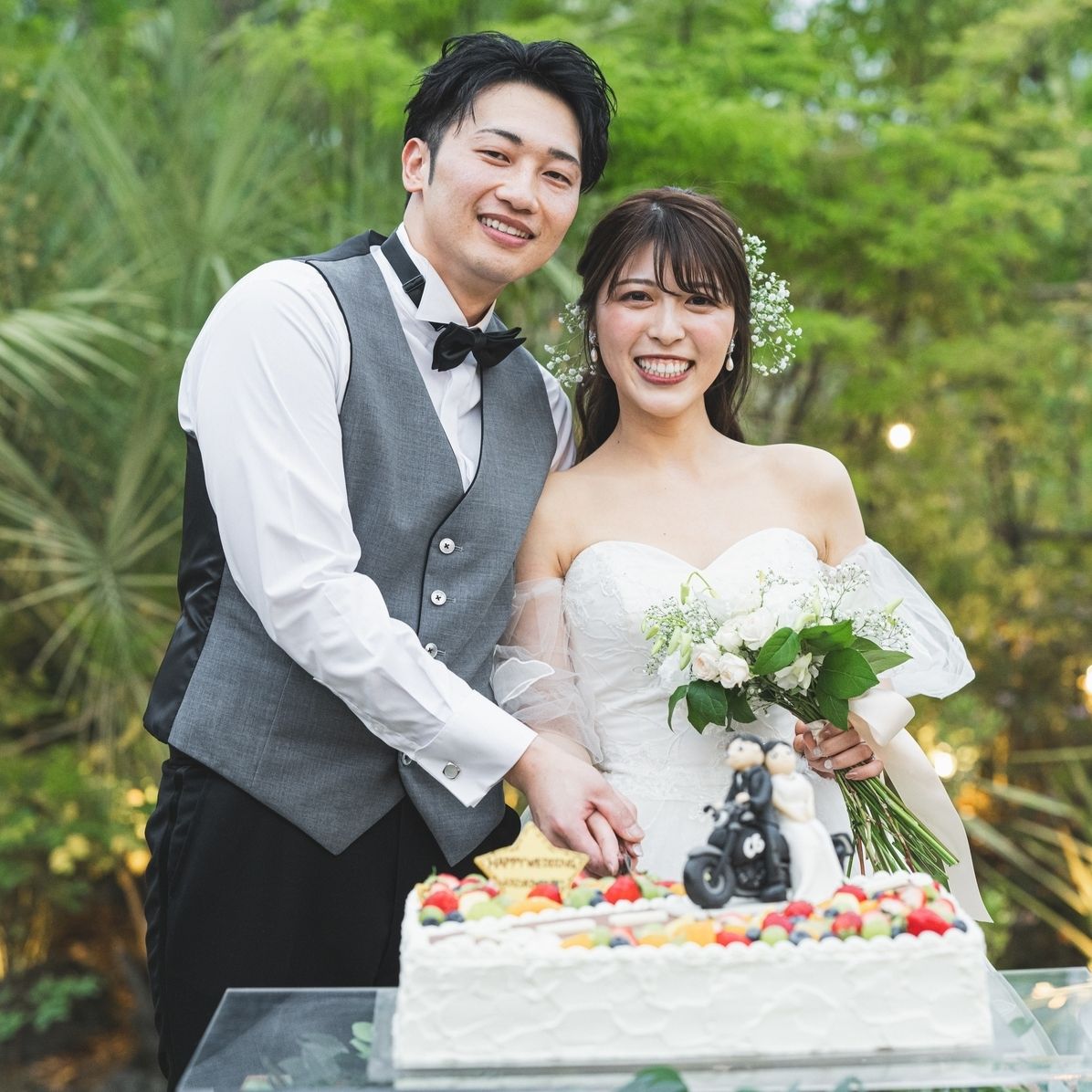 披露宴パーティのカバー写真