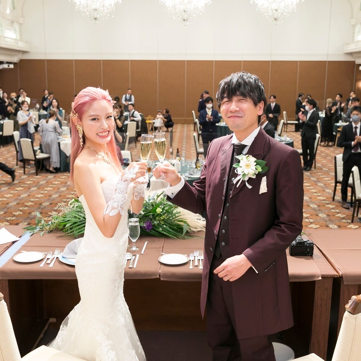 披露宴パーティのカバー写真