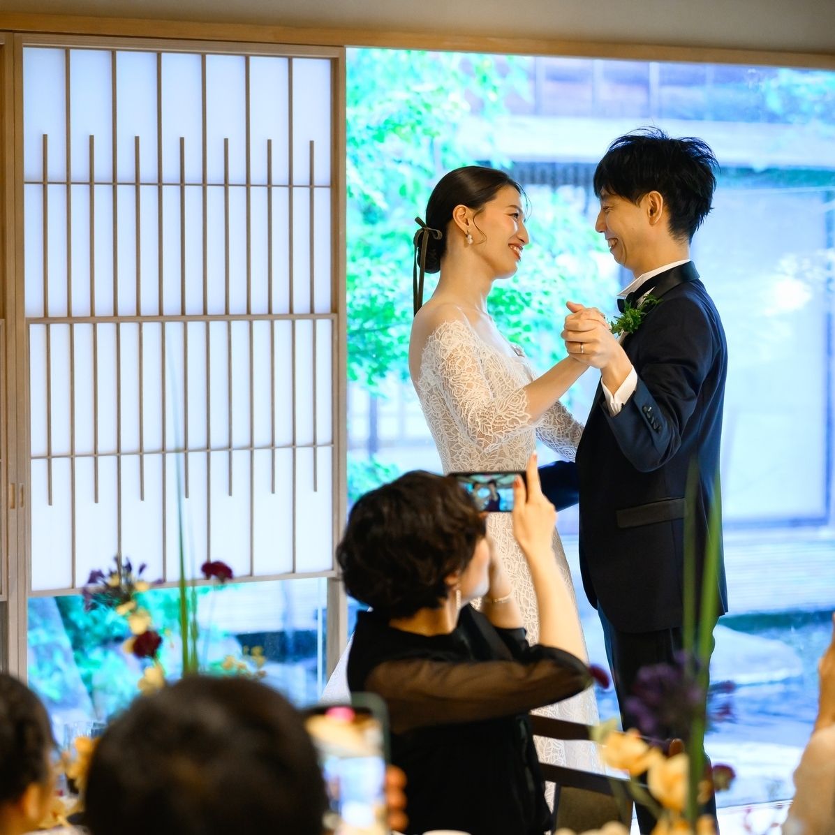 披露宴パーティのカバー写真