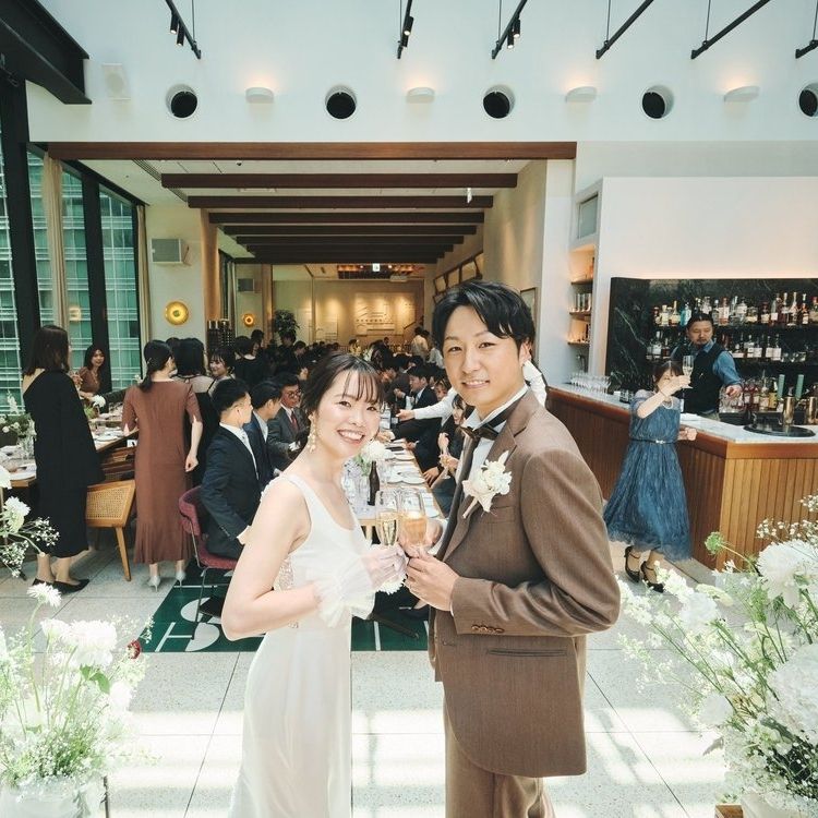 披露宴パーティのカバー写真