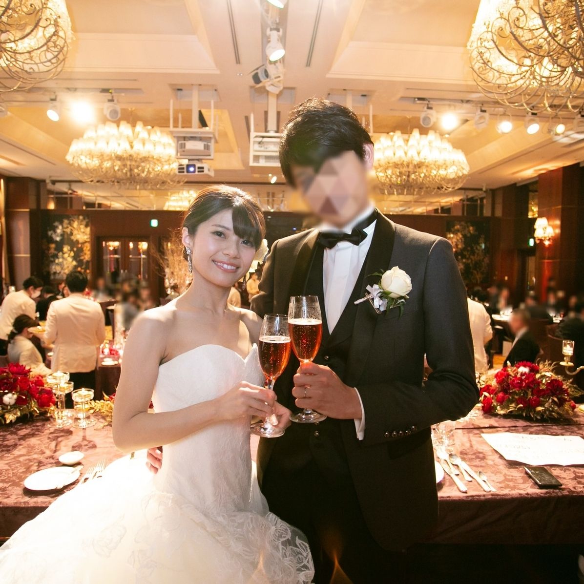 披露宴パーティのカバー写真